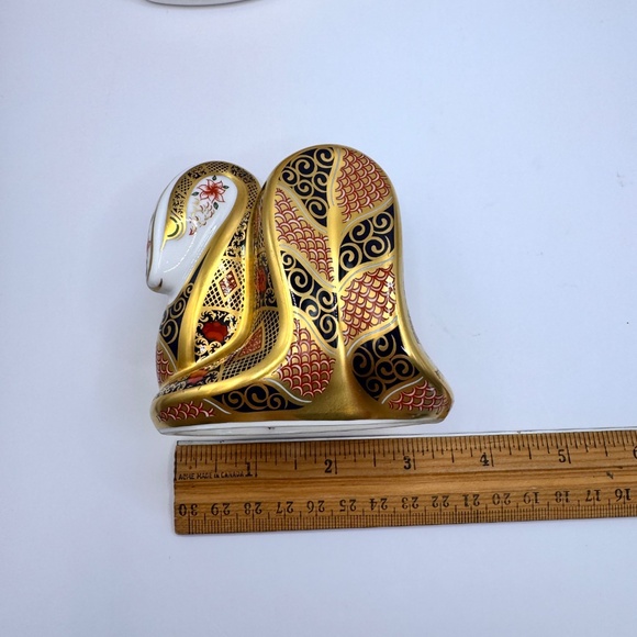 Royal Crown Derby Old Imari Snake paperweight. 2001 year of the Snake. - Picture 10 of 12